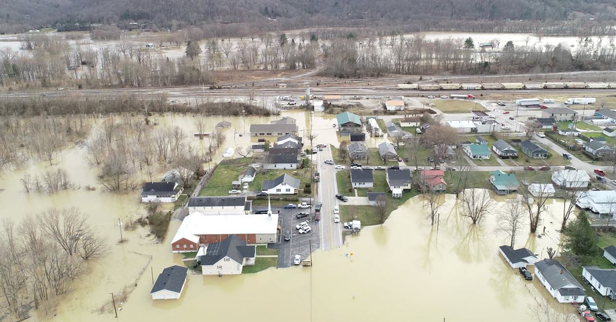 Irvine Comes Together During Historic Flooding | Mercy Health Blog