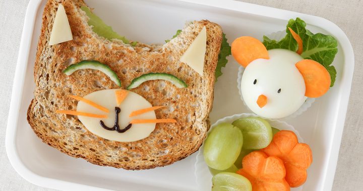 silly-face sandwich lunch