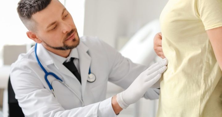 what does a gastroenterologist do
